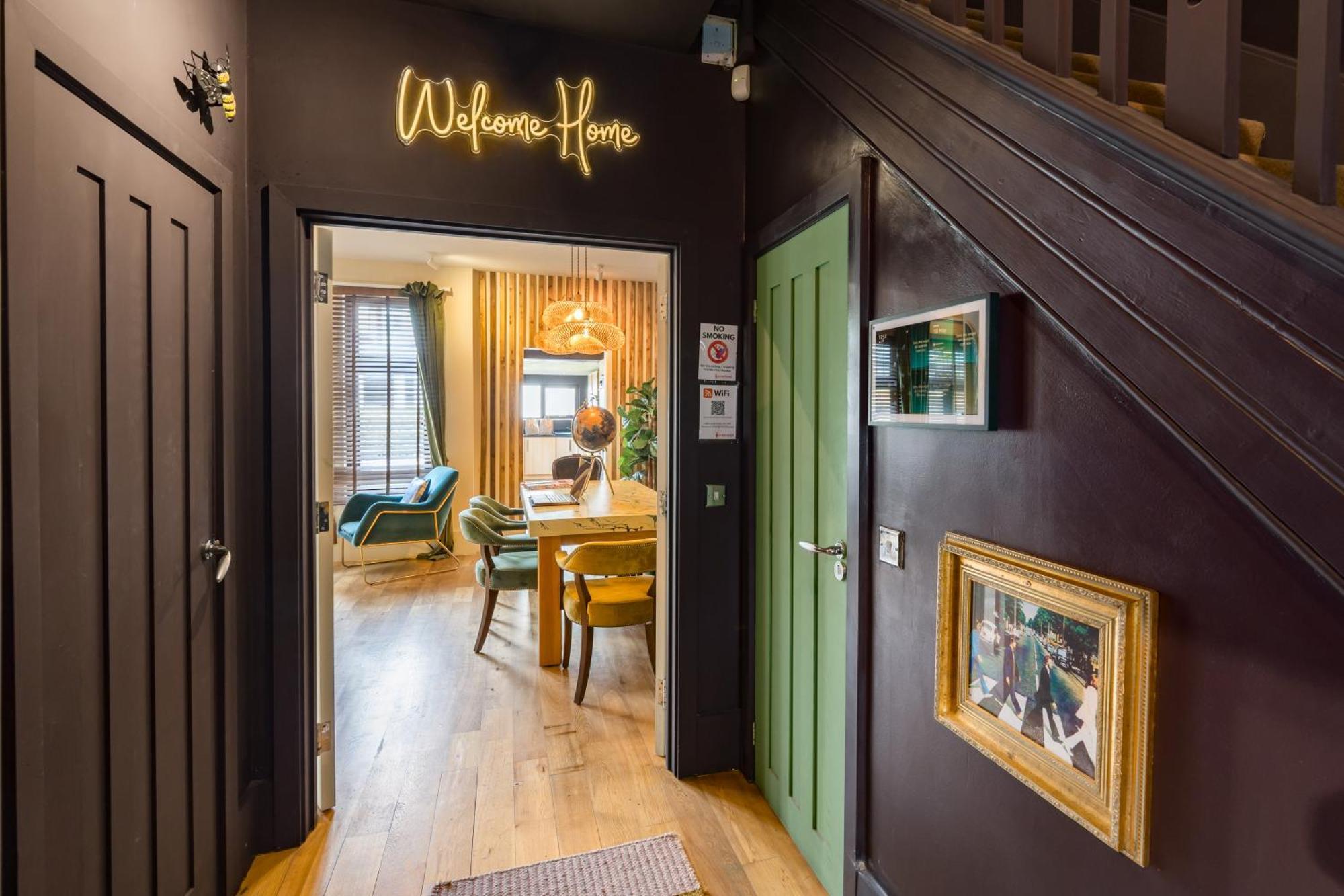City Retreat, Spacious 4 Bed House, Games Room, Parking, Hot Tub & Bbq Cardiff Exterior foto